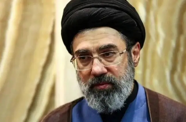 Pemimpin Tertinggi Iran Tegaskan Dukungan kepada Hizbullah dan Desak Israel Hentikan Serangan di Lebanon