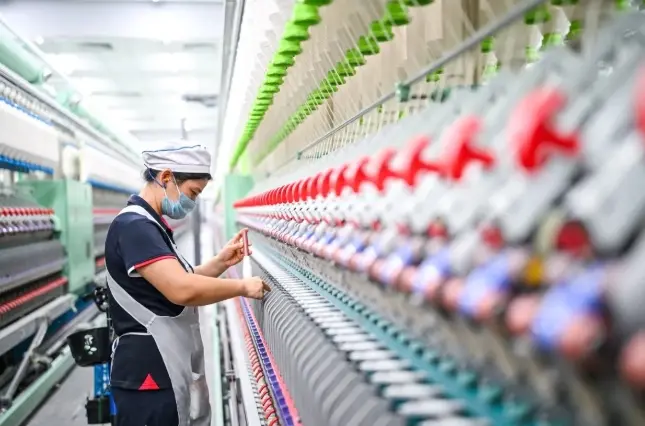 Laba Industri China Melonjak 18,7 Persen Berkat AI dan Manufaktur Canggih