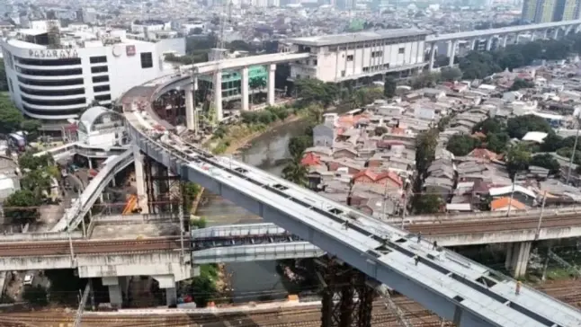 Pemprov DKI Targetkan LRT Jakarta Fase 1B Velodrome-Manggarai Beroperasi pada Agustus 2026
