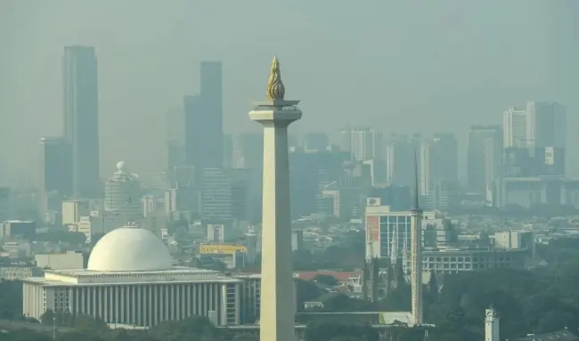 Kualitas Udara Jakarta Kembali Tidak Sehat, Warga Diimbau Kurangi Aktivitas di Luar Ruangan