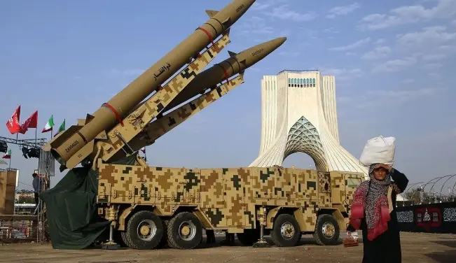 IRGC Klaim Hantam Pangkalan Udara AS di Yordania dan Hentikan Tiga Kapal Tanker di Selat Hormuz