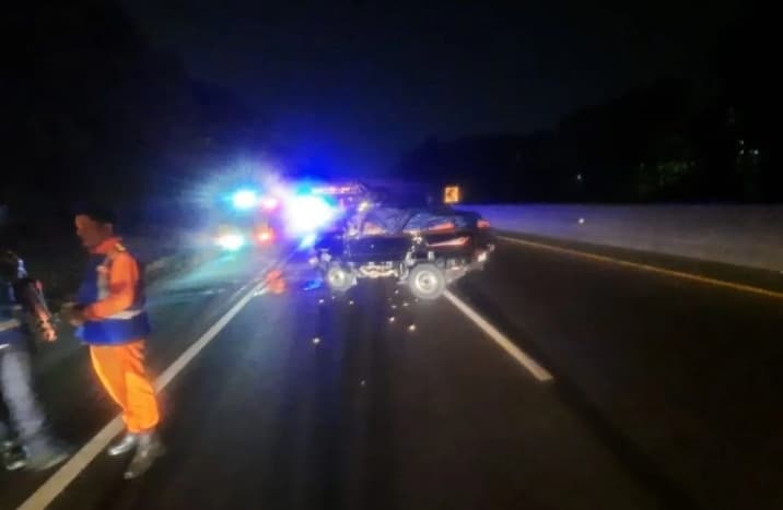 Dua Orang Tewas dalam Kecelakaan Mobil Pikap di Tol Cipularang Purwakarta