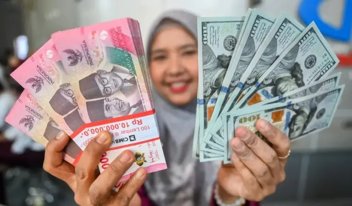 Rupiah Menguat ke Rp18.074 per Dolar AS pada Perdagangan Jumat Pagi