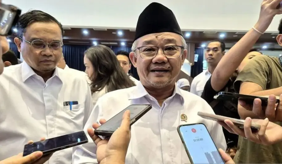 Mendikdasmen Abdul Mu'ti Tinjau Lahan 12,30 Hektare untuk Pembangunan Sekolah Nasional Terintegrasi di Jepara