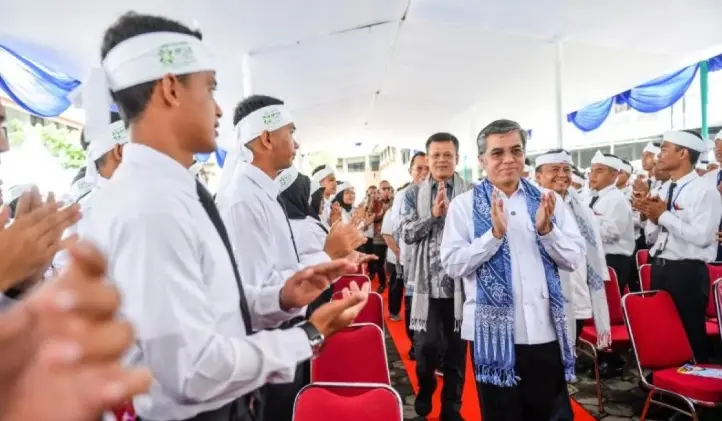 Menaker Tegaskan Komitmen Pemerintah Perkuat Kesejahteraan dan Perlindungan Pekerja