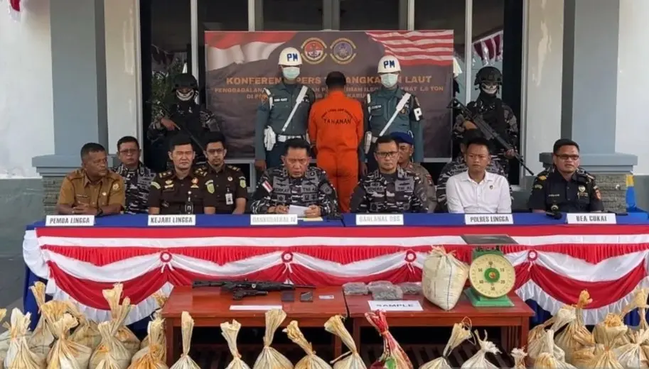 TNI AL Mengungkap Penyelundupan 42 Karung Pasir Timah Ilegal Senilai Rp1,3 Miliar di Perairan Lingga