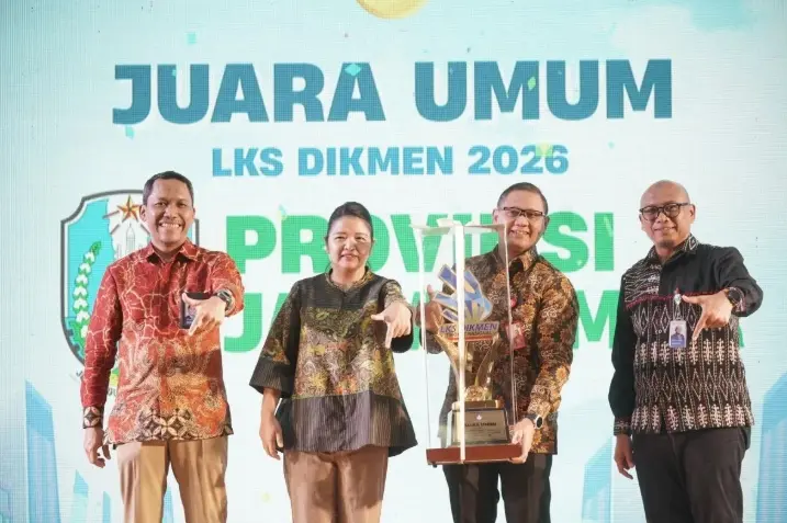 Jawa Timur Empat Kali Beruntun Juara Umum LKS Dikmen, Ini Strategi Pembinaan Vokasi yang Diterapkan