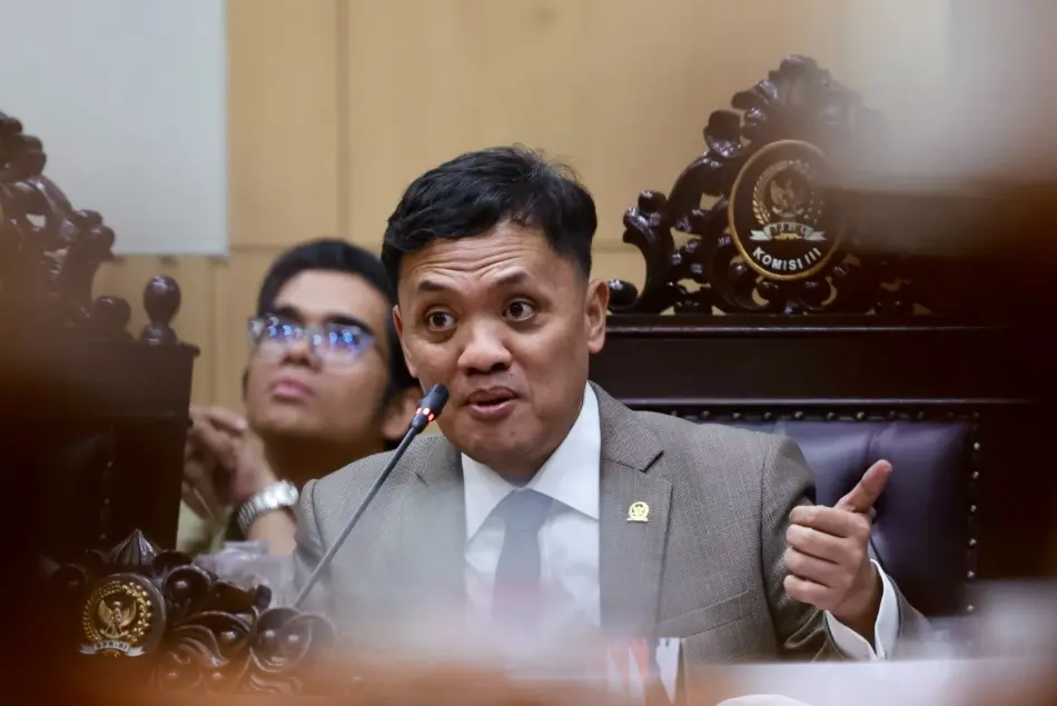 Komisi III DPR Tegaskan Tidak Ada Surpres Pergantian Kapolri, Minta Publik Tak Percaya Isu Menyesatkan