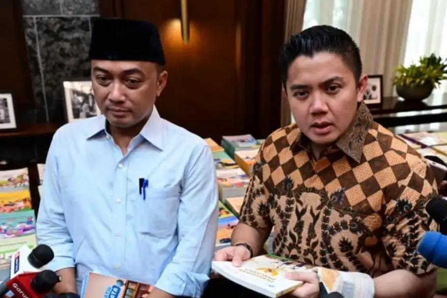 Pemerintah Matangkan Pembaruan Buku Ajar Nasional Usai Evaluasi Presiden Prabowo terhadap Isi dan Kualitas Fisik Buku