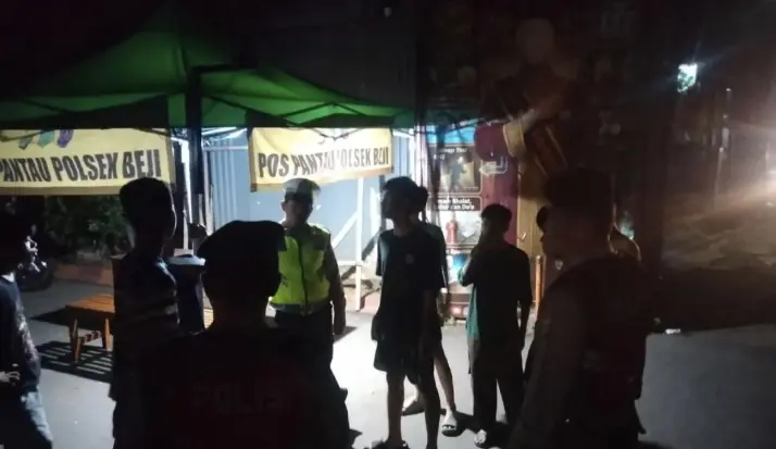 Polisi Menangkap Tiga Remaja yang Diduga Hendak Tawuran Bersenjata Celurit di Depok