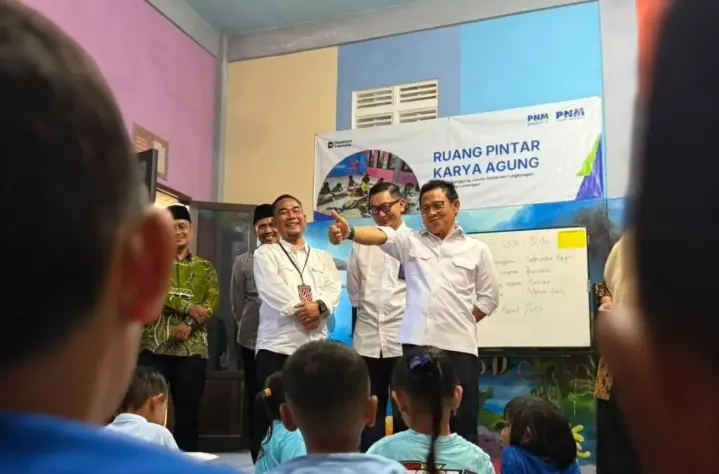 PNM Mendorong Perempuan Pesisir Gresik Naik Kelas lewat Hilirisasi Hasil Laut