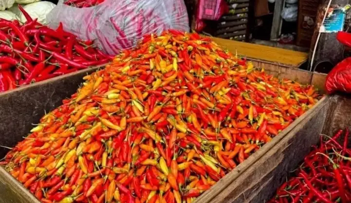 PIHPS Mencatat Harga Cabai Rawit Merah Rp61.350 per Kilogram dan Telur Ayam Rp29.450