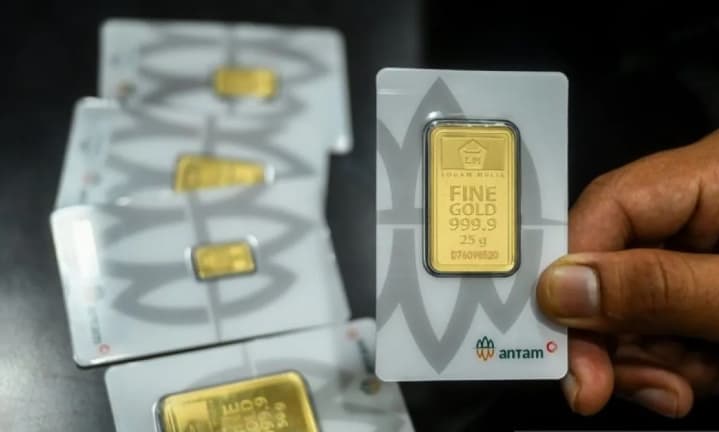 Harga Emas Antam Naik Rp20.000 dan Tembus Rp2,7 Juta per Gram
