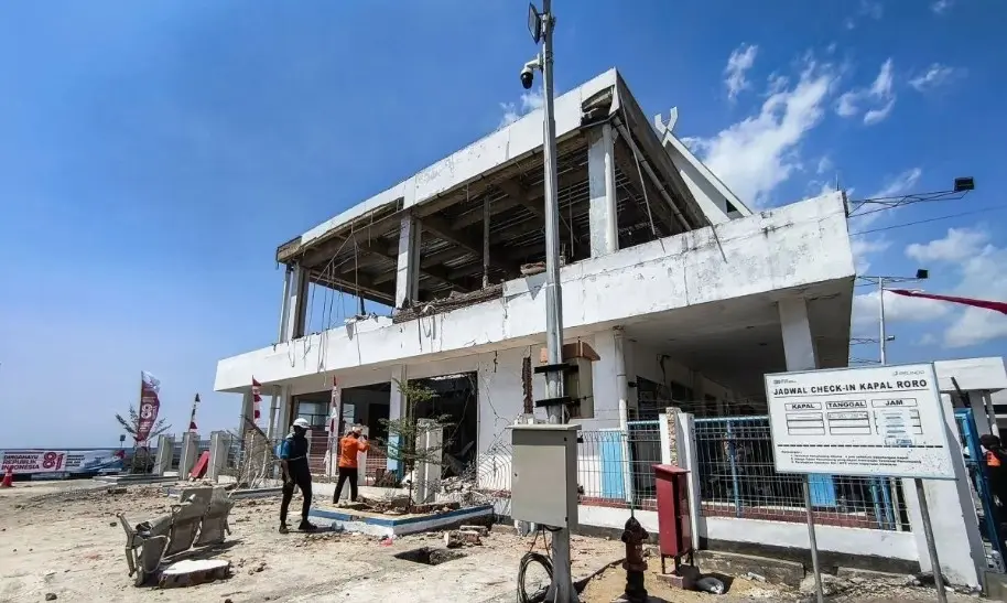 Pemerintah Kerahkan Bantuan ke NTT, Penanganan Darurat Gempa M7,7 Diprioritaskan