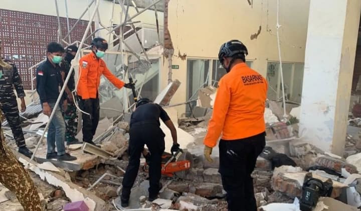 Gempa M7,7 di NTT Merusak Sejumlah Bangunan di Bima, BPBD Kerahkan Tim untuk Asesmen