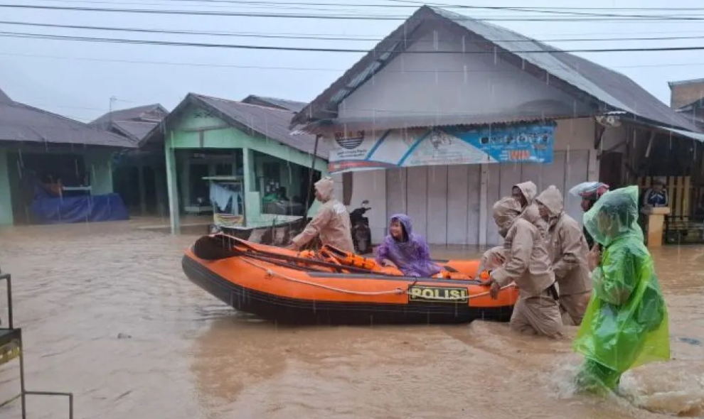 Banjir Bersejarah Menerjang Indiana, Sedikitnya Enam Orang Tewas dan Puluhan Warga Dievakuasi