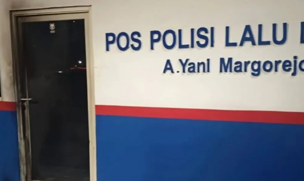 Polisi Amankan Pria yang Diduga Terkait Pelemparan Molotov ke Dua Pos Lantas Surabaya