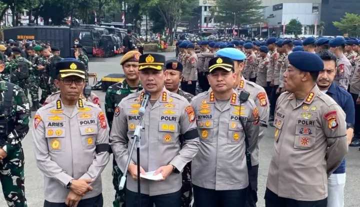 Polda Metro Jaya Kerahkan 9.242 Personel untuk Amankan Puluhan Aksi di Jakarta
