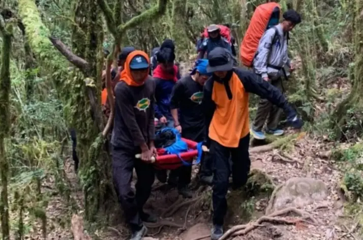 31 Pendaki Gunung Bawakaraeng Dievakuasi, Mayoritas Alami Hipotermia hingga Kelelahan Parah