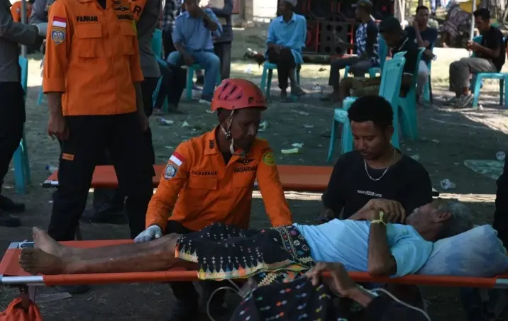 Basarnas Mengerahkan Helikopter untuk Evakuasi Tiga Korban Luka Gempa NTT