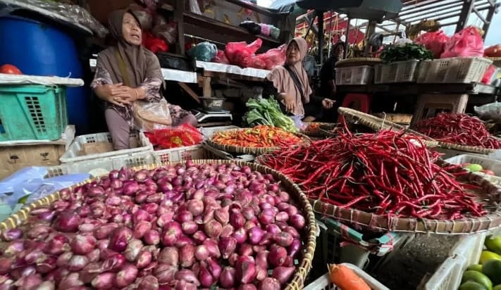 PIHPS Catat Harga Cabai Rawit Merah Tembus Rp69.200 per Kilogram, Telur Ayam Rp29.250