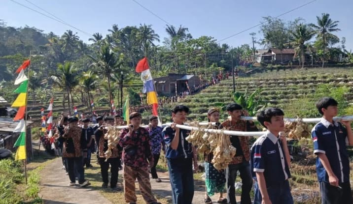 Pemkab Temanggung Mengusulkan Tradisi Sadranan Kupat Sewu Jadi Warisan Budaya Tak Benda