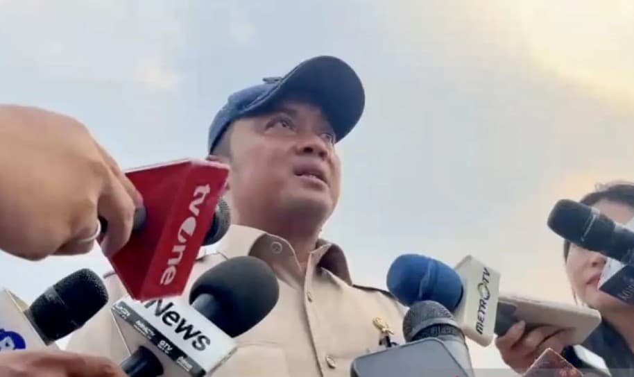 Prabowo Perintahkan Tambahan Peralatan dan Personel untuk Percepat Pemadaman Karhutla di Sumatera
