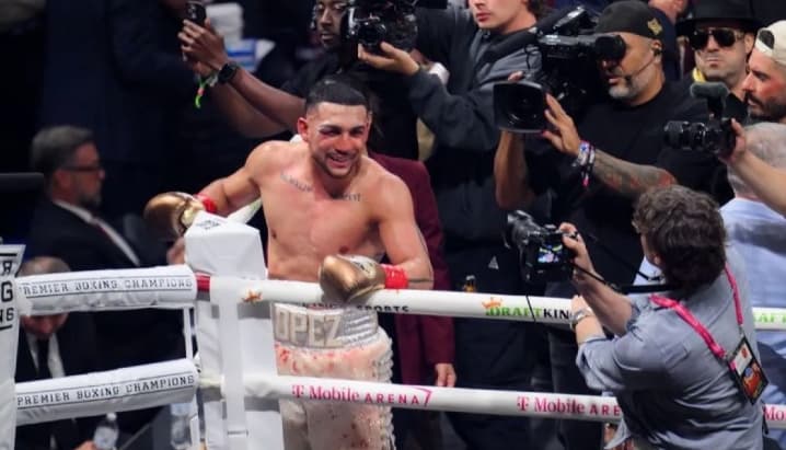 Teofimo Lopez Memburu Gelar Tak Terbantahkan Usai Merebut Sabuk Welter WBA