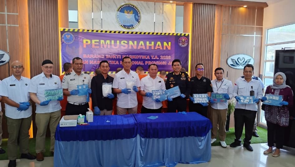 Bea Cukai dan BNN Musnahkan 2,2 Kilogram Sabu serta 753 Butir Ekstasi di Jambi