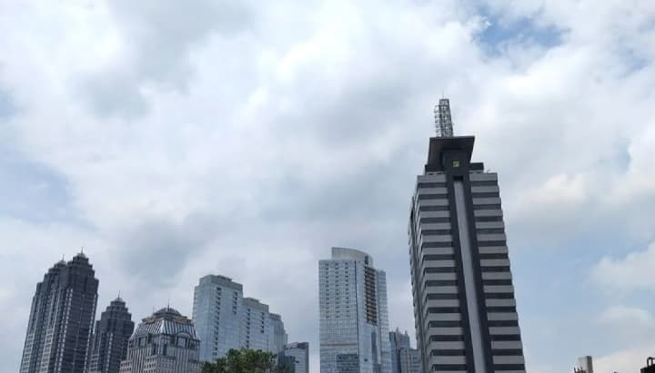 BMKG Prakirakan Mayoritas Kota Besar Cerah hingga Berawan Tebal, Sejumlah Daerah Berpotensi Hujan