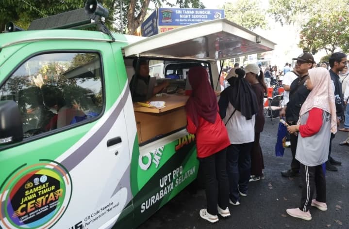 Pemkot Surabaya Memperluas Layanan Pajak Kendaraan hingga Kecamatan dan Ruang Publik