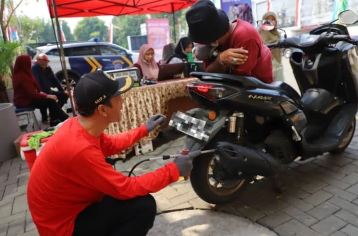 Pemkot Jakarta Selatan Menguji Emisi 102 Kendaraan untuk Menekan Polusi Udara