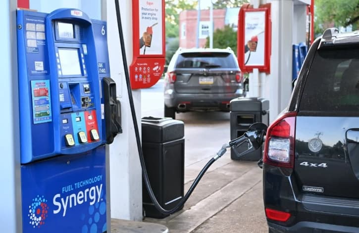 Persediaan BBM Distilat Amerika Serikat Merosot saat Harga Diesel Melonjak