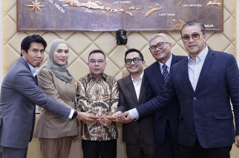 DPR Resmi Menetapkan Agun Gunandjar Sudarsa sebagai Wakil Ketua Komisi II