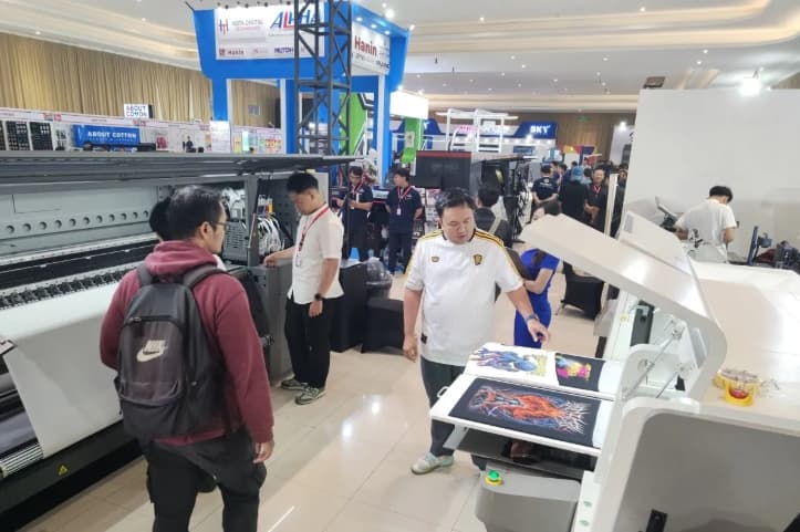 Tren Print on Demand Menopang Industri Fesyen Jawa Barat di Tengah Tekanan Global