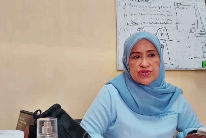 Guru Besar Unhas Ingatkan 90 Persen Sampah dari Daratan Berpotensi Menjadi Mikroplastik