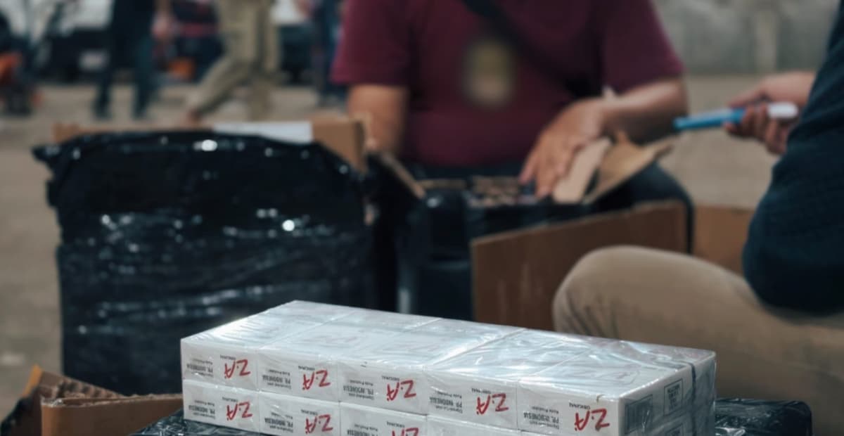 Bea Cukai Malang Amankan 100 Ribu Batang Rokok Ilegal dan Ribuan Botol MMEA Tak Berizin