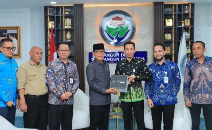 Mendes Mendorong Bantuan Desa Berorientasi Pemberdayaan Ekonomi dan Pengembangan Potensi Lokal