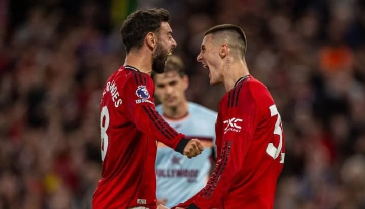 Michael Carrick Buka Peluang Benjamin Sesko Jadi Starter Manchester United Kontra Everton