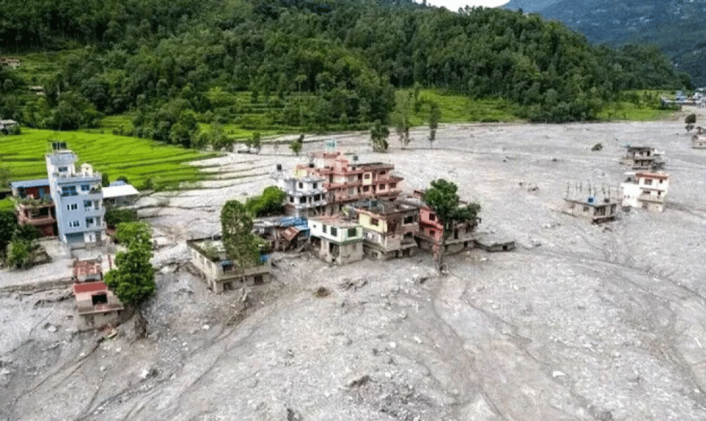 Perempuan 64 Tahun di Nepal Selamat Setelah 10 Hari Tertimbun Reruntuhan Banjir Bandang