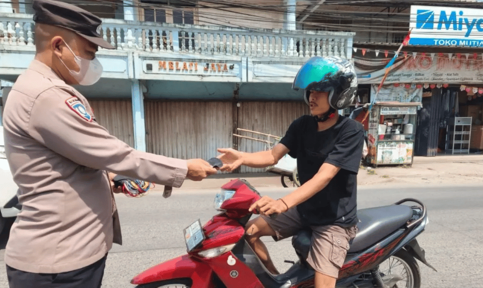 Abu Vulkanik Ancam Pengendara Motor, Praktisi Ingatkan Risiko Selip hingga Gangguan Pernapasan