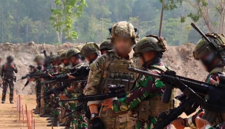 TNI dan Militer Tiga Negara Mengasah Kemampuan Menembak dalam Super Garuda Shield 2026
