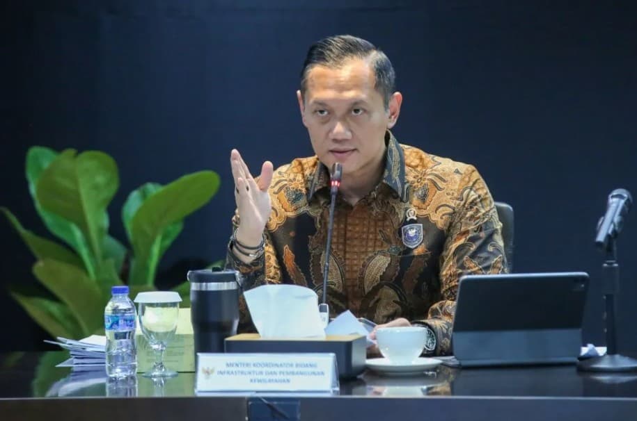AHY Tegaskan Keselamatan Jadi Prioritas, Delapan Bandara Ditutup akibat Abu Vulkanik Anak Krakatau