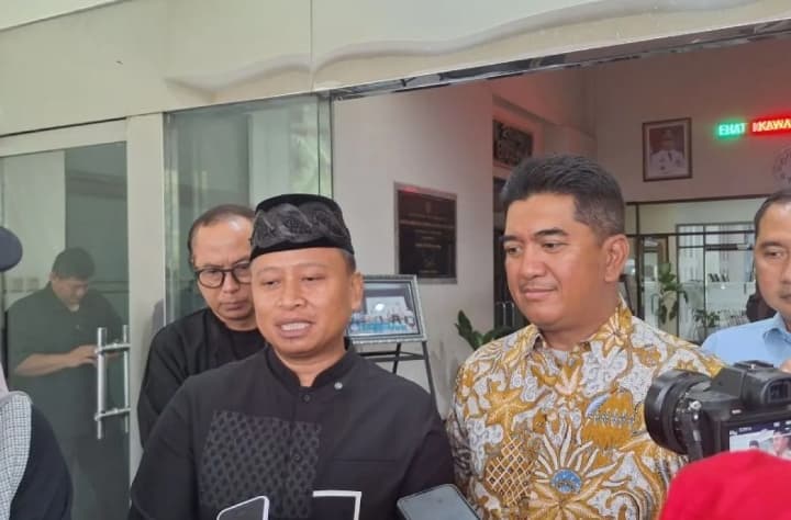 Abu Vulkanik Anak Krakatau Imbas Depok, Pemkot Terapkan PJJ bagi Pelajar pada 7-8 September