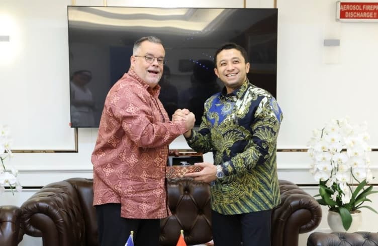 GKSB DPR Sambut Tawaran Ekspor Litium Chili untuk Perkuat Industri Kendaraan Listrik Indonesia