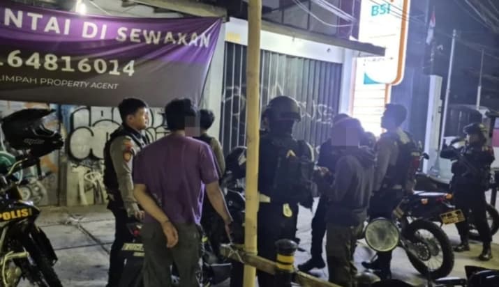 Polisi Bubarkan Tawuran di Cakung Jakarta Timur, Satu Orang Diamankan Bersama Dua Celurit