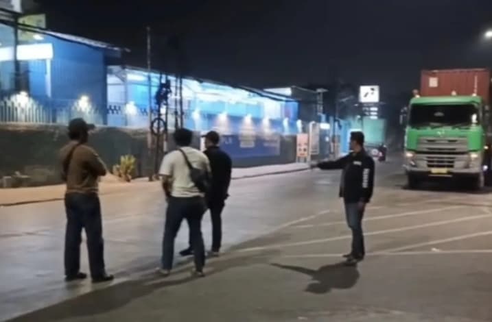 Viral Pria Sengaja Tabrakkan Diri ke Mobil di Pluit, Polisi Bergerak Memburu Pelaku