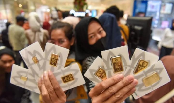 Harga Emas Antam Turun Lagi Rp17.000 dan Kini Dibanderol Rp2,61 Juta per Gram