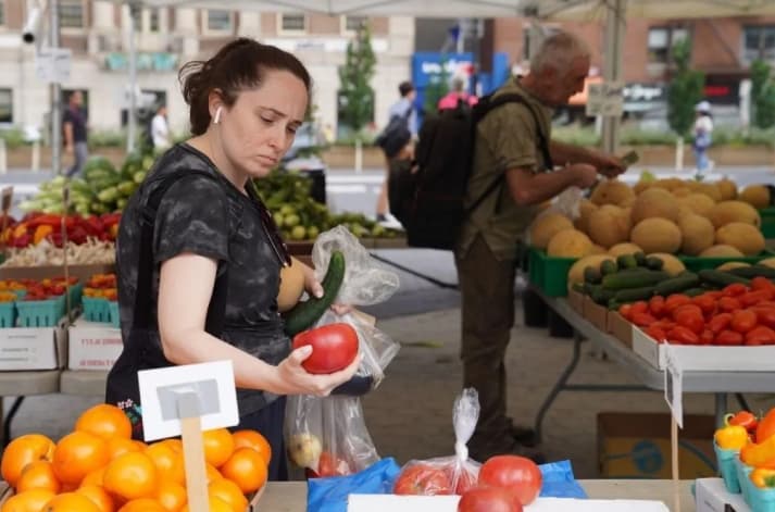 Sentimen Konsumen AS Melemah pada September 2026 saat Ekspektasi Inflasi Melonjak
