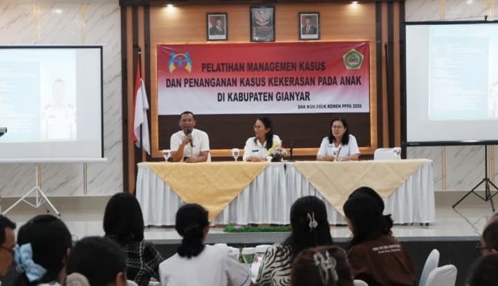 Pemkab Gianyar Bekali Guru BK dan Orang Tua untuk Cegah Kekerasan terhadap Anak